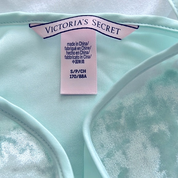 Velvet Night Set - Picture 5 of 5